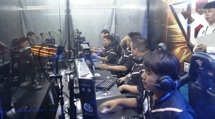 LPL裁判报告：LNG对阵OMG第二局 Scout使用了已告知的禁用BUG